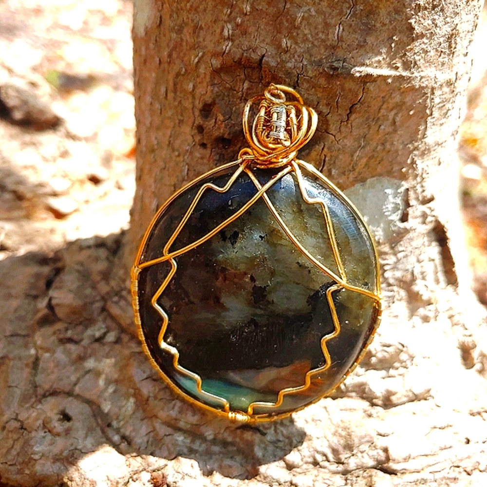 Large pendant